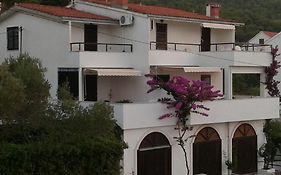 Apartments Villa Zvonimir