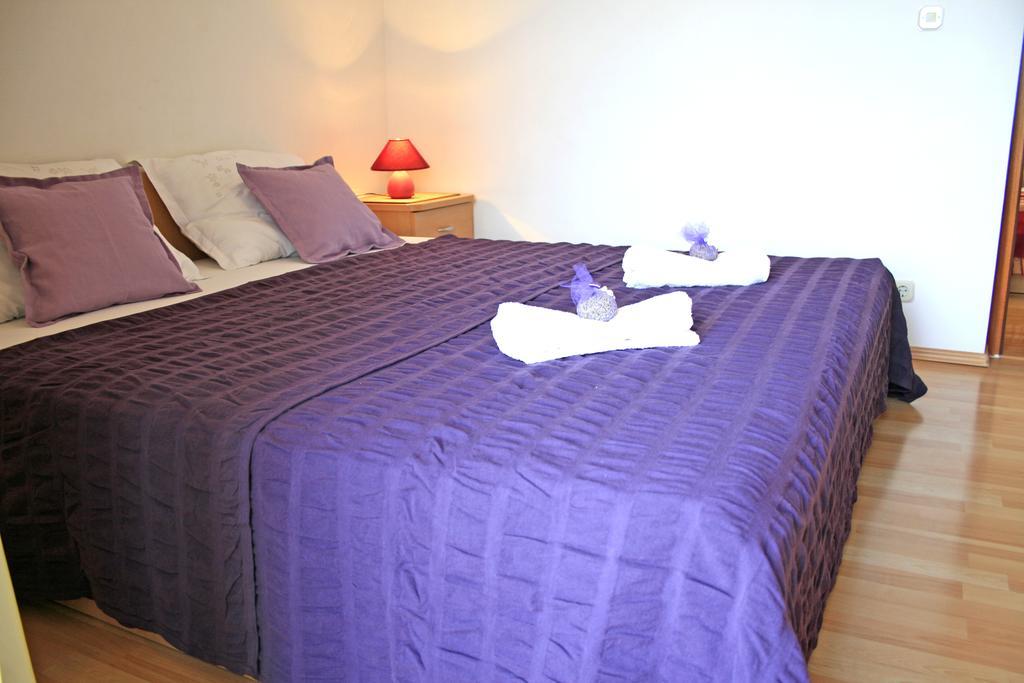 Apartments Villa Zvonimir Slatine Szoba fotó