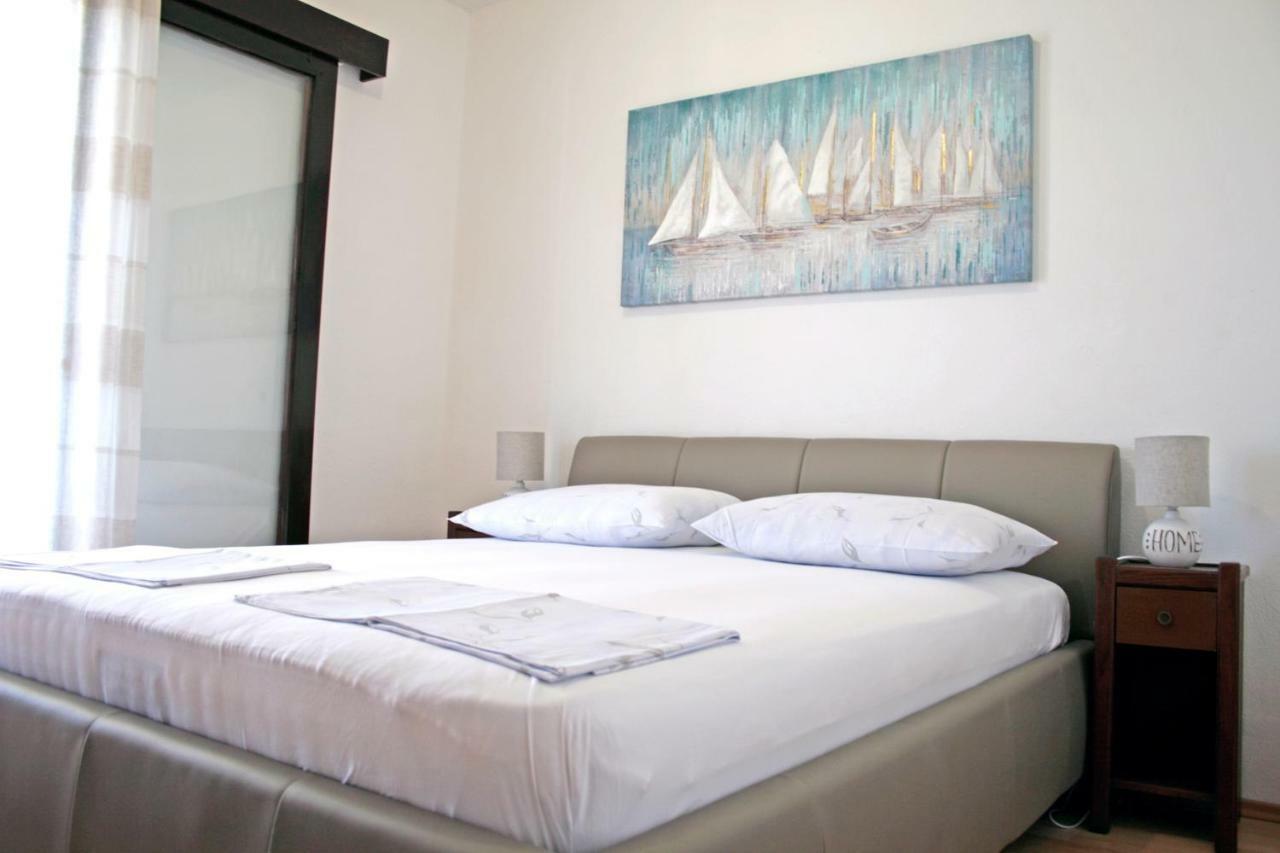 Apartments Villa Zvonimir Slatine Kültér fotó